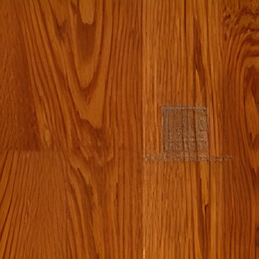 North Plank Select Red Oak Gunstock Solid Hardwood Flooring | 3¼″ x ¾″