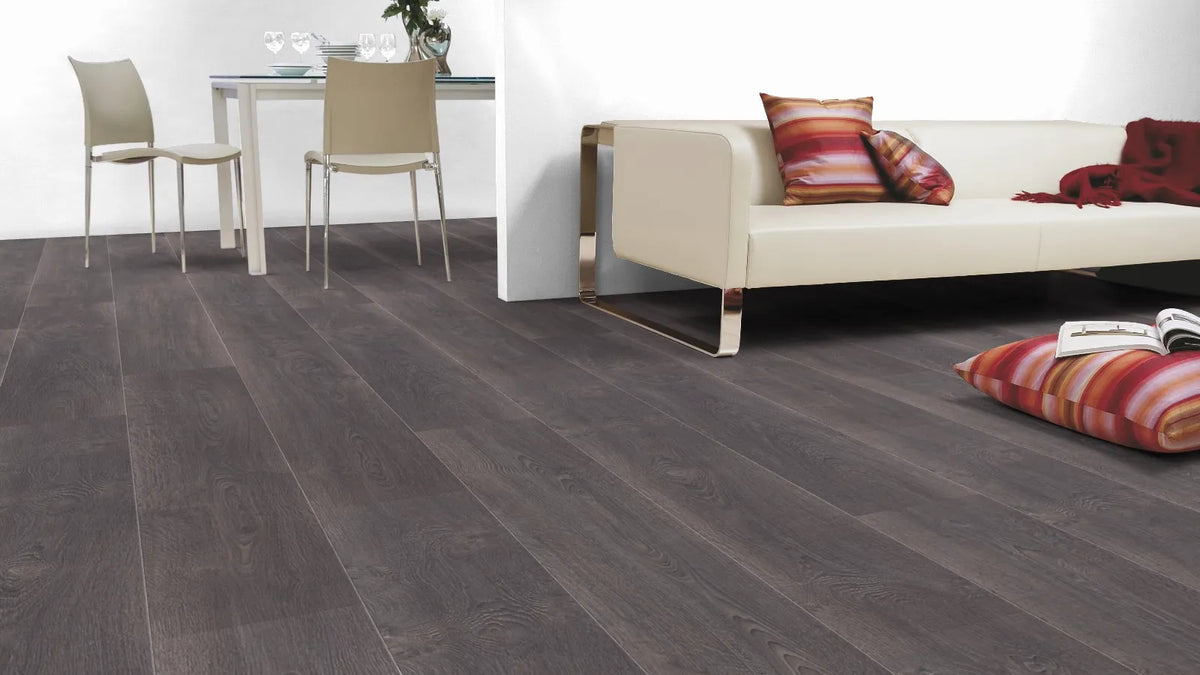 Top Floorings Oak Fontana Q37269 Laminate Flooring | 12mm x 116mm