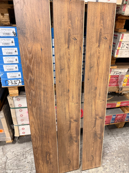 Swiss Krono 10mm Chestnut Laminate Flooring - AC5 Commercial Grade - Made in Germany (M1005) – Detail View