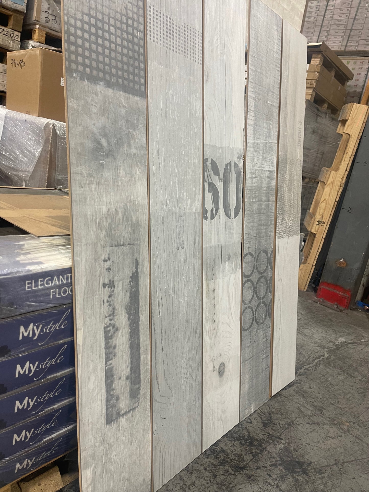 Swiss Krono 14mm Native Urban Pine Laminate Flooring - AC6 Ultimate Grade - Made in Germany (K225) – View 7