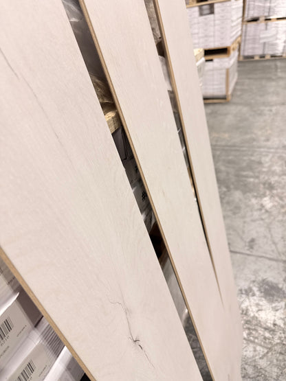 Swiss Krono 14mm Lilywhite Oak Laminate Flooring - AC6 Ultimate Grade - Made in Germany (K226) – View 9