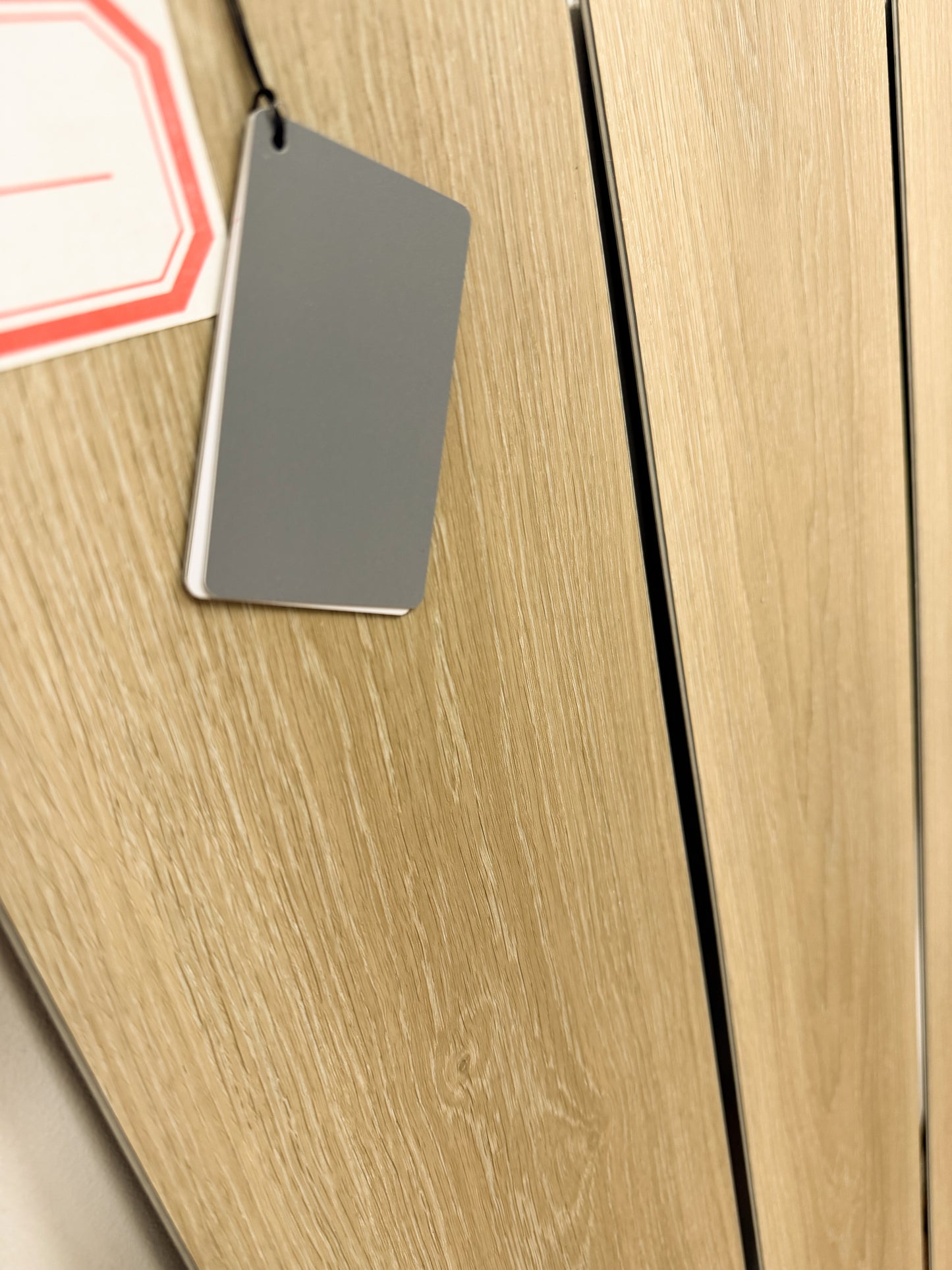 Riche Blonde Sand Oak SPC LVP Vinyl Plank Flooring | 6mm Waterproof with IXPE Pad | 7.09" Wide – Detail View