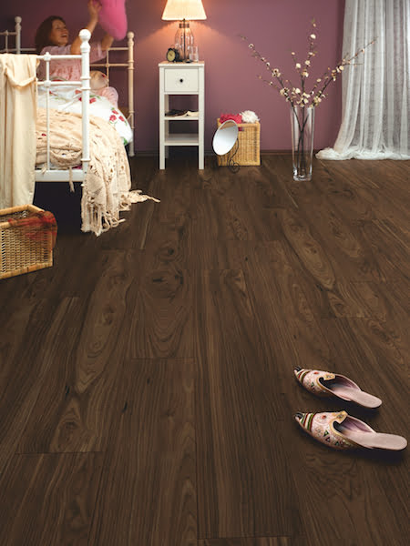 Kronotex 3070 Tuscany Walnut Laminate Flooring | AC5 | 10mm x 6.18" | Germany