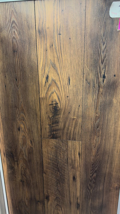 Swiss Krono 10mm Chestnut Laminate Flooring - AC5 Commercial Grade - Made in Germany (M1005)