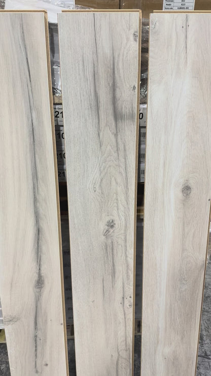 Swiss Krono 14mm Wilderness Oak Laminate Flooring - AC6 Ultimate Grade - Made in Germany (K223)