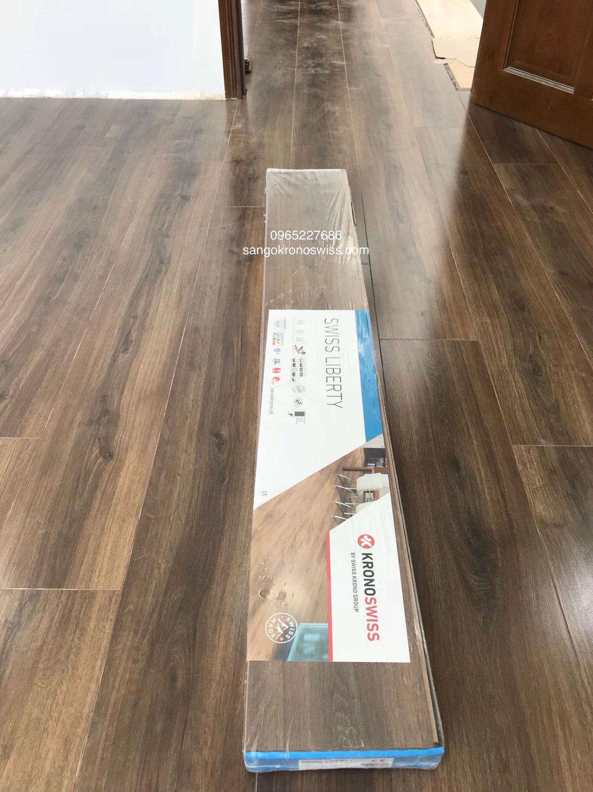 Swiss Krono Chocolate Laminate Flooring | AC4 | 12mm x 6.26"